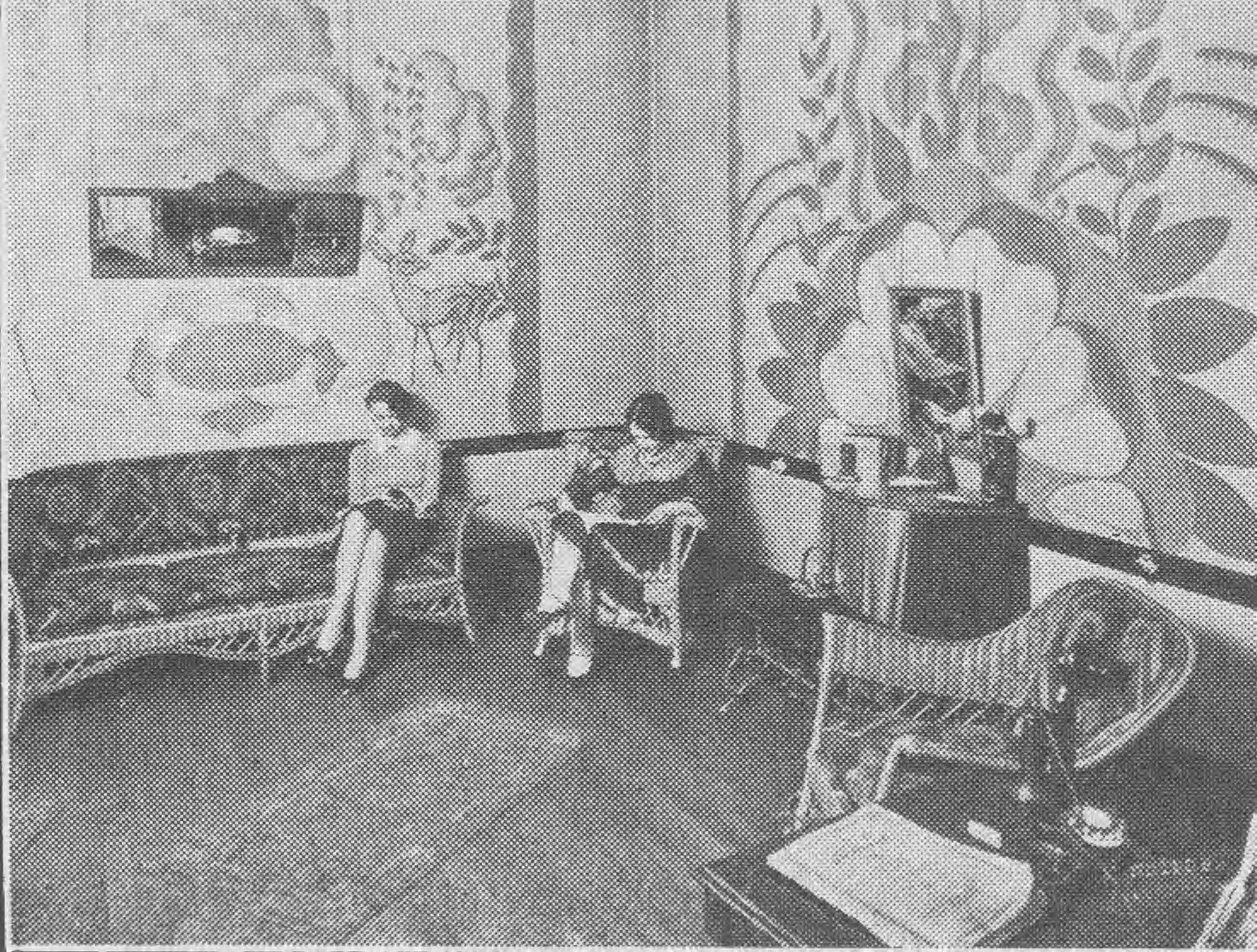 Audrey's beauty salon interior - DPLA - 9e39e0b00a768761e9801c46fdf32cfa
